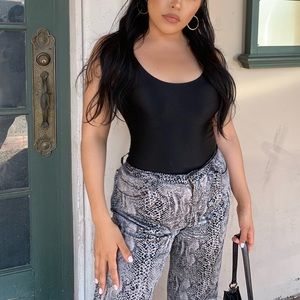 SNAKE PRINT PANTS!